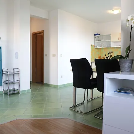 Cvita * تروغير