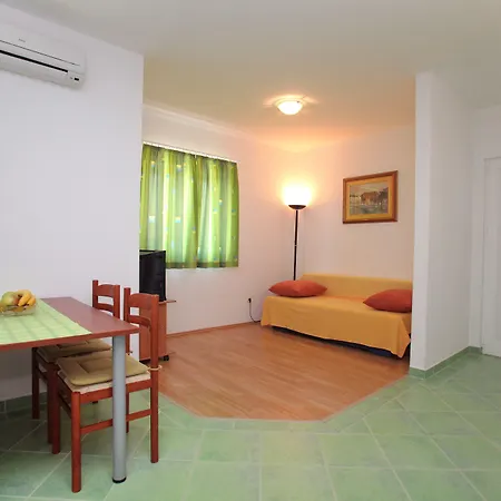 Cvita Apartment